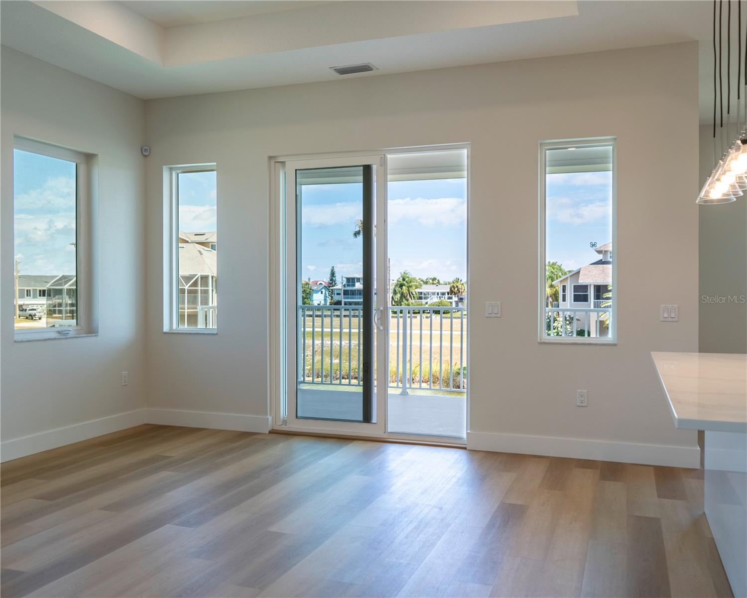 HERNANDO BEACH - Residential
