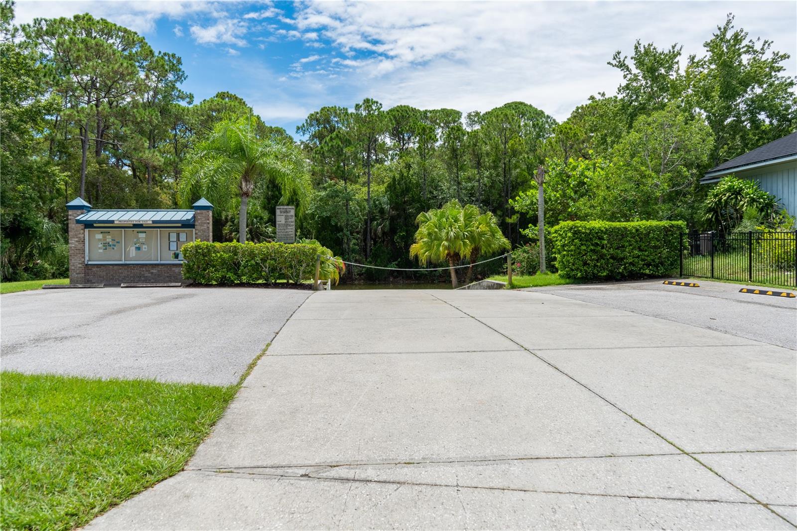 HERNANDO BEACH - Residential
