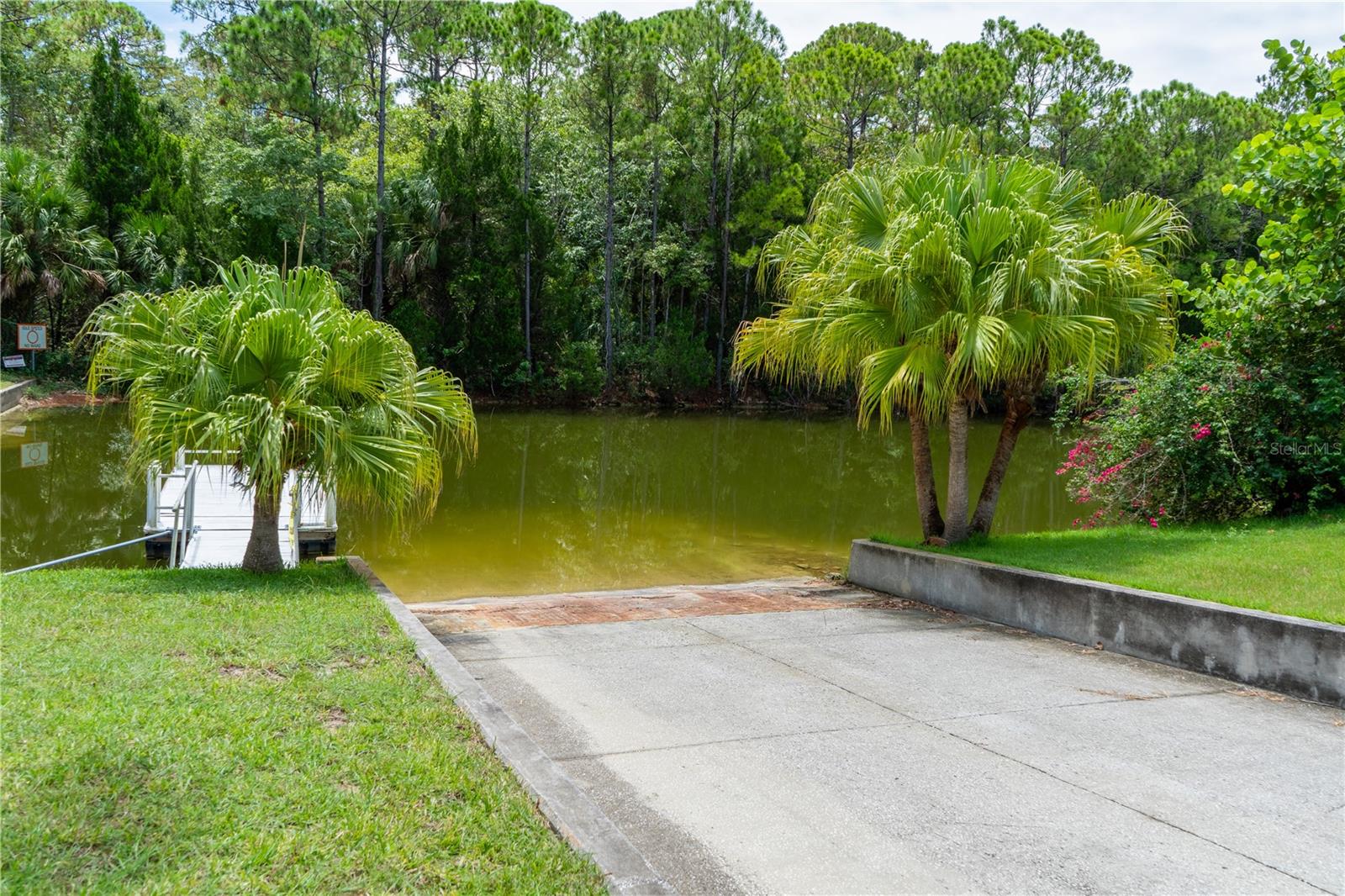 HERNANDO BEACH - Residential