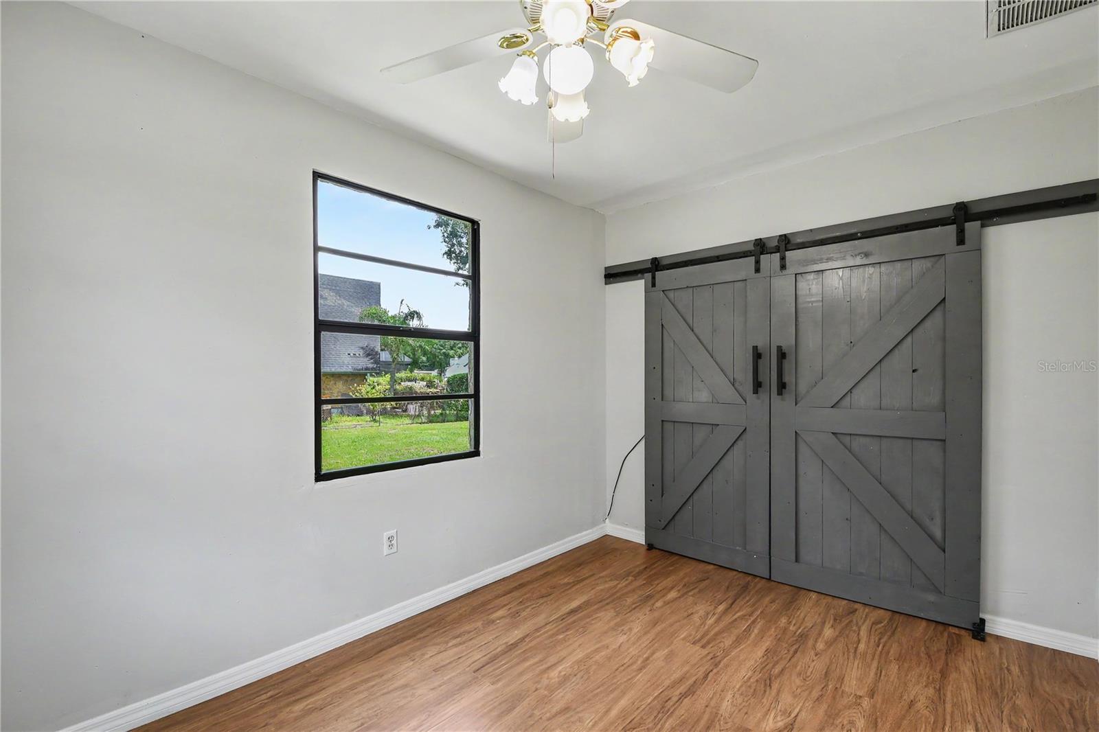 TRIPLE LAKE SHORES - Residential
