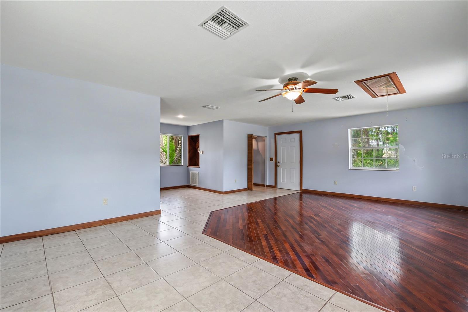TRIPLE LAKE SHORES - Residential