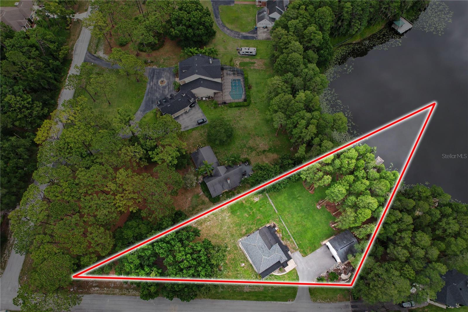 TRIPLE LAKE SHORES - Residential