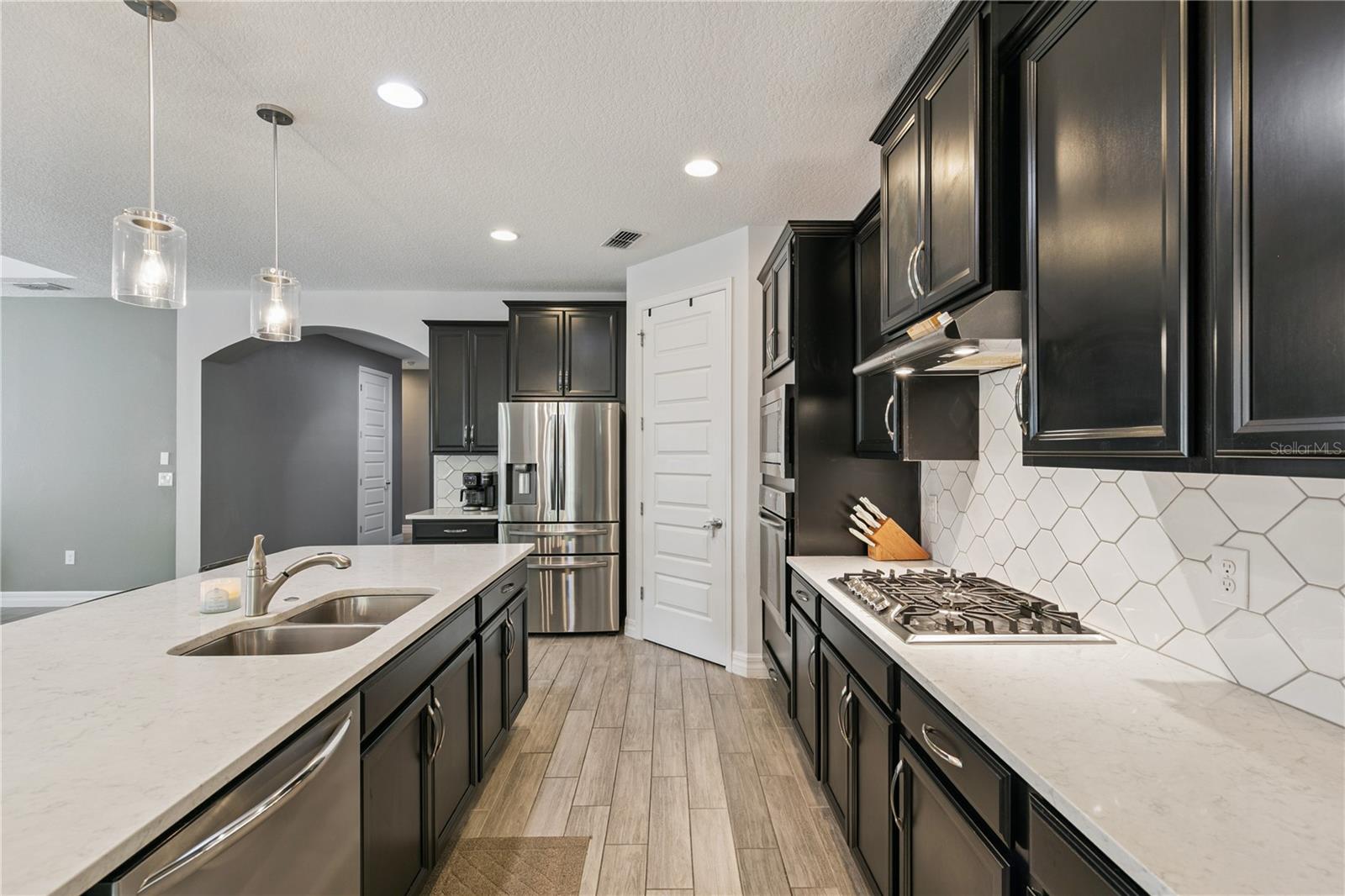 PARKDALE PLACE - Residential