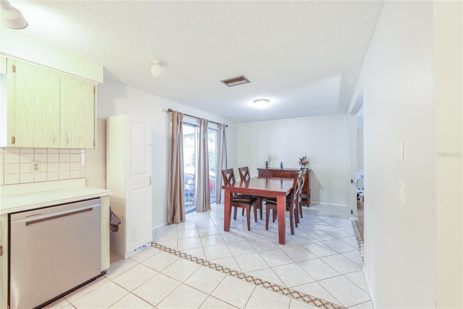 HARBOR HEIGHTS ESTATES - Residential