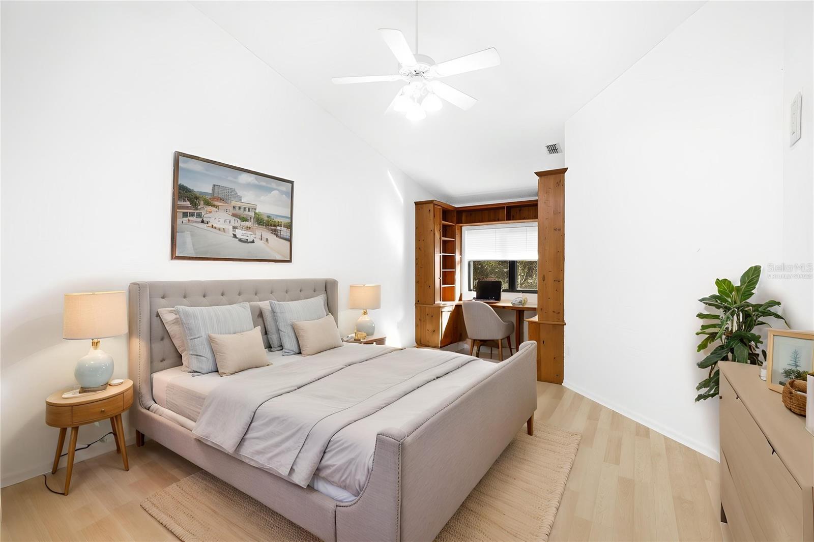 LANDINGS SOUTH V - Residential