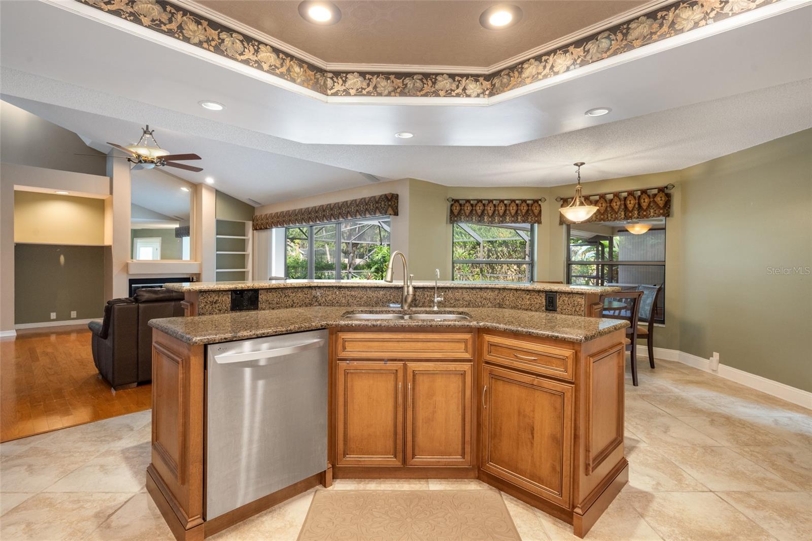 HUNTINGTON - Residential