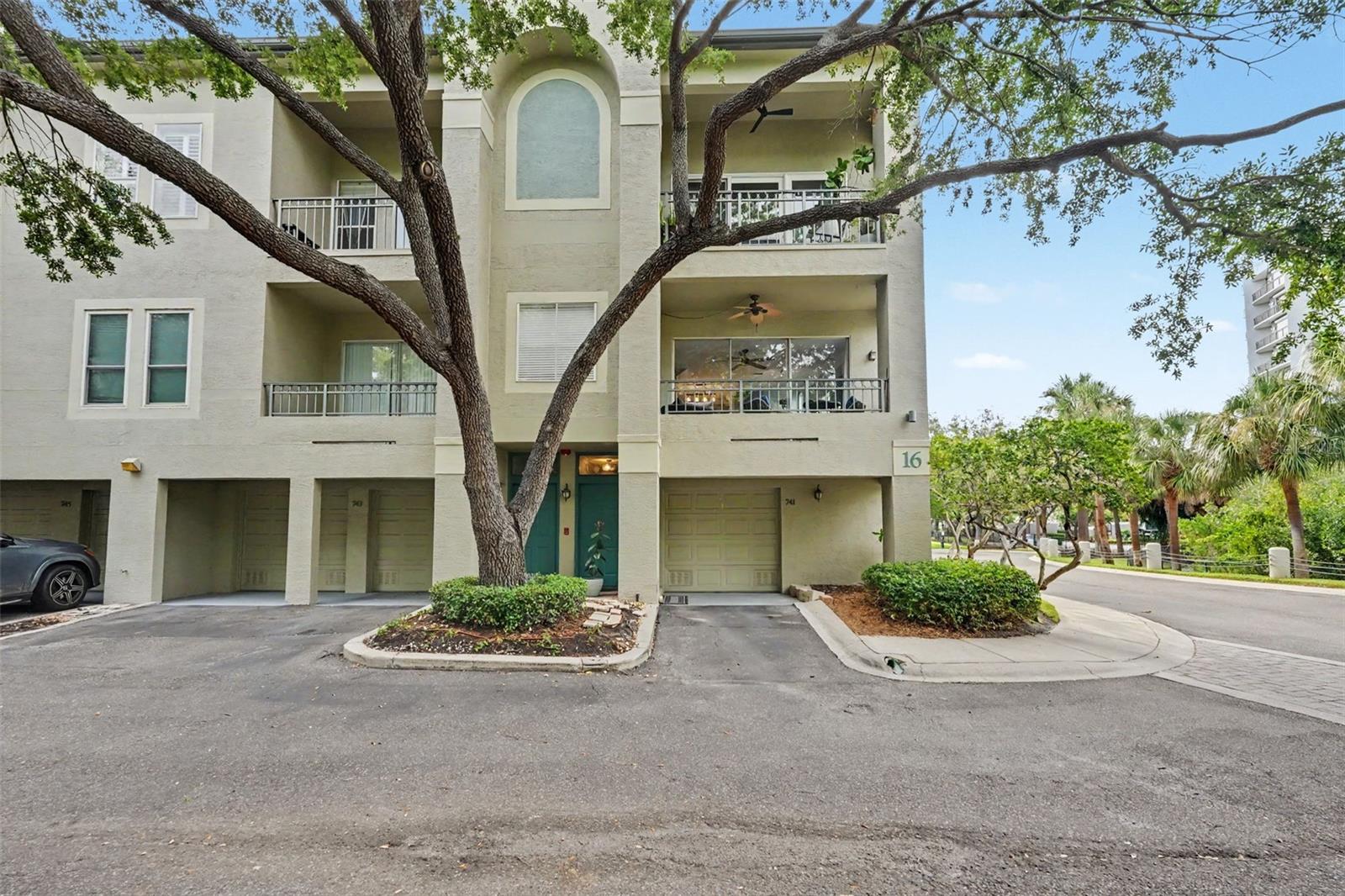 ISLAND PLACE A CONDO - Residential