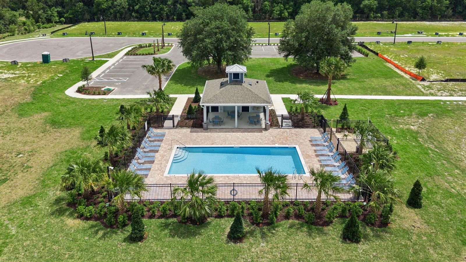 VINELAND RESERVE - Residential