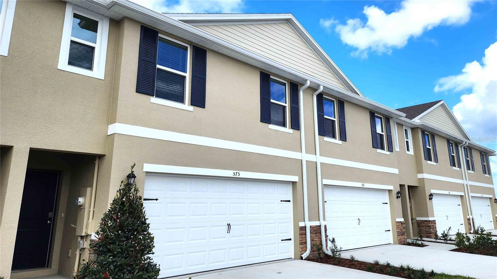 VINELAND RESERVE - Residential
