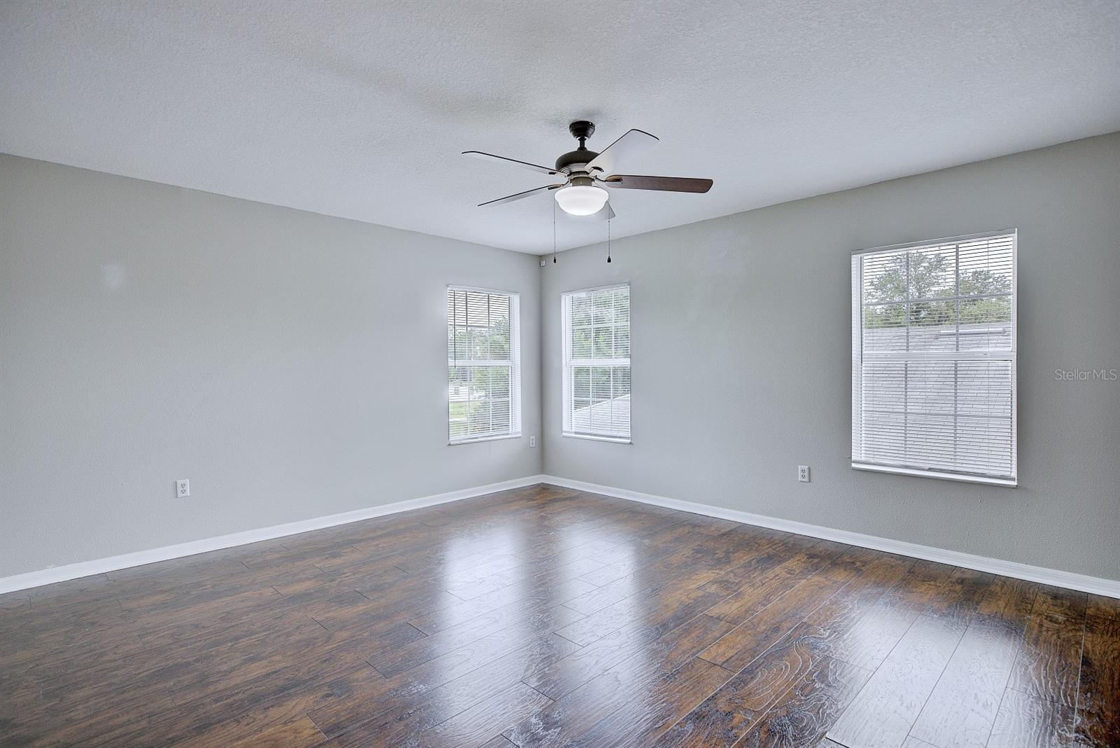 HUNTERS GREENE PH 03 - Residential
