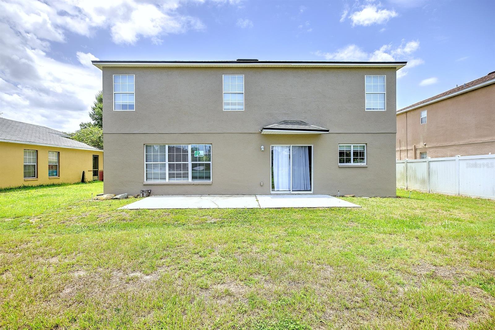 HUNTERS GREENE PH 03 - Residential