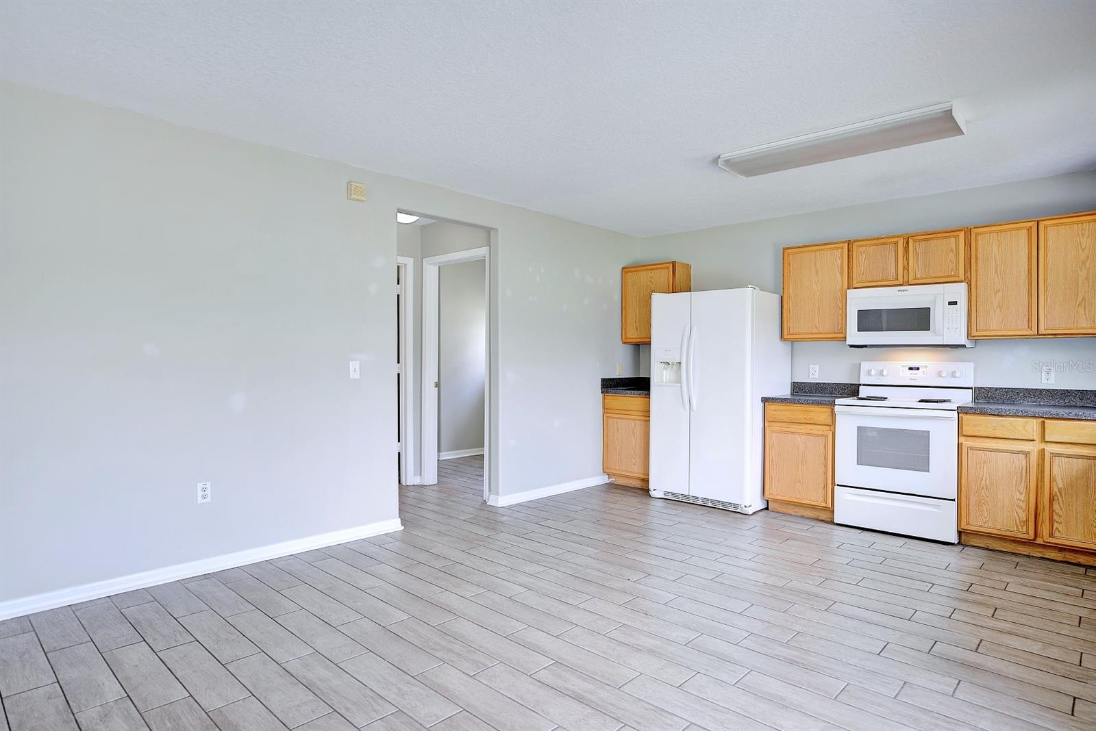 HUNTERS GREENE PH 03 - Residential
