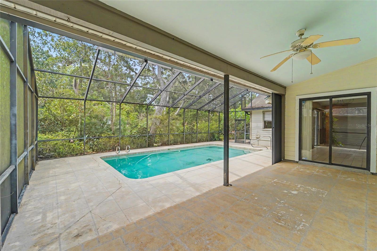 VILLAGE OF WOODLAND HILLS - Residential