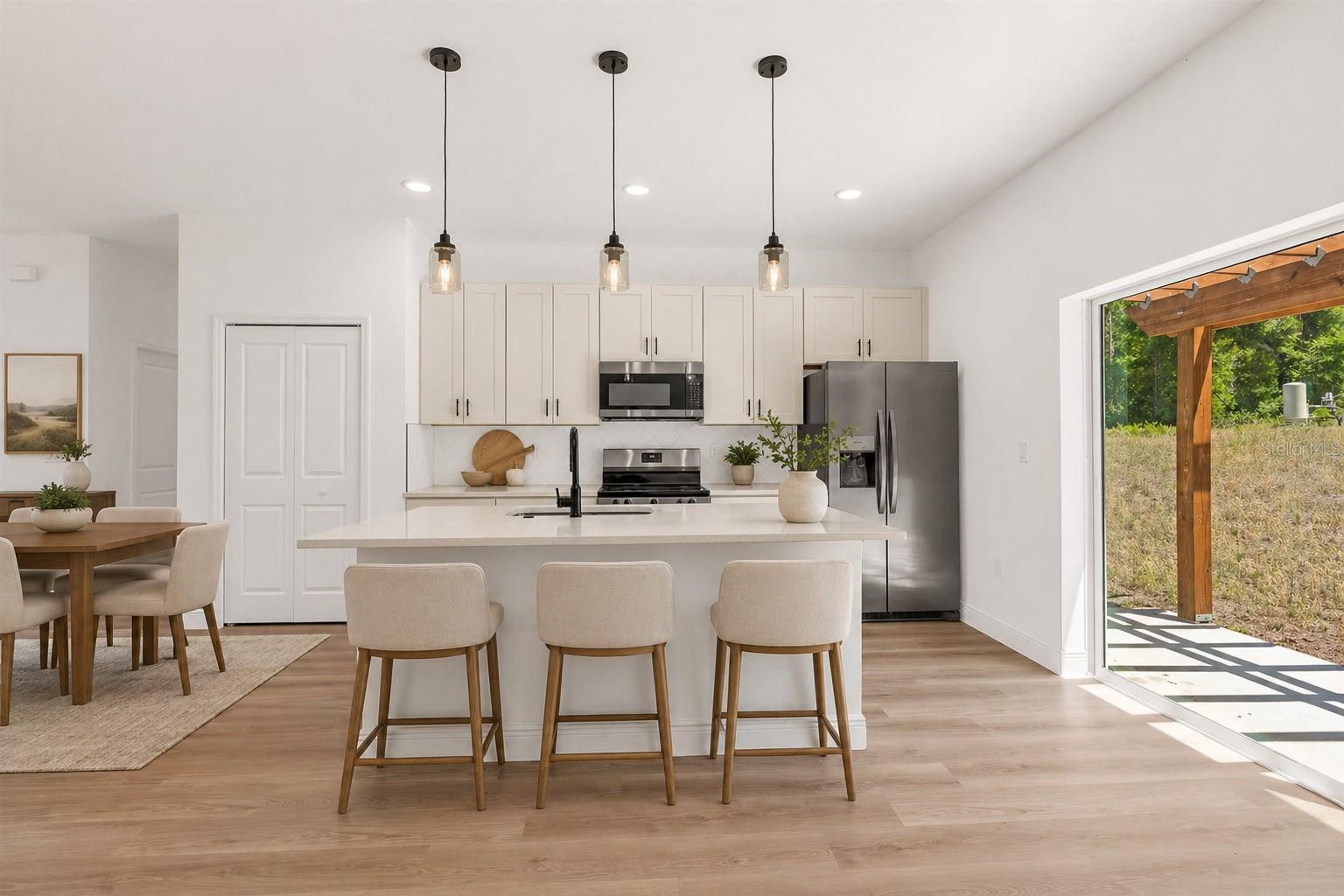 MARION OAKS UN 04 - Residential