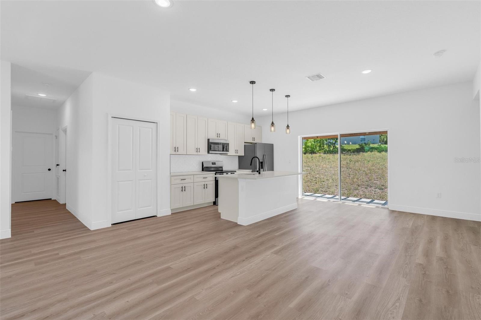 MARION OAKS UN 04 - Residential