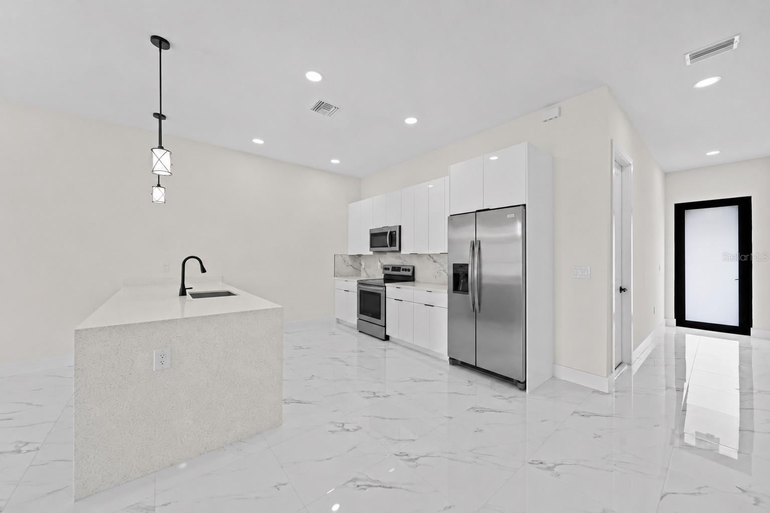 CAPE CORAL - Residential Income