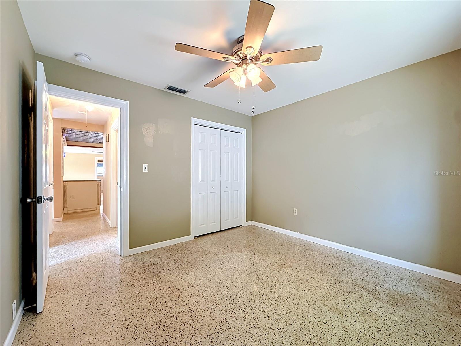 KENNETH CITY - Residential