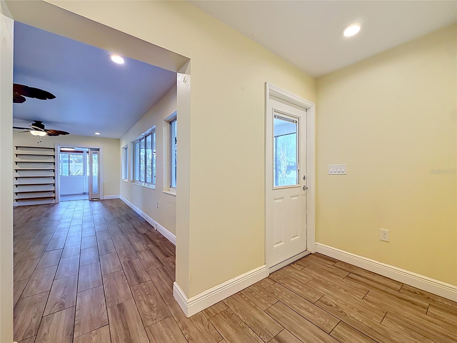 KENNETH CITY - Residential