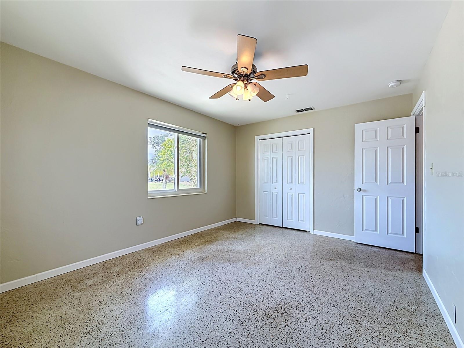 KENNETH CITY - Residential
