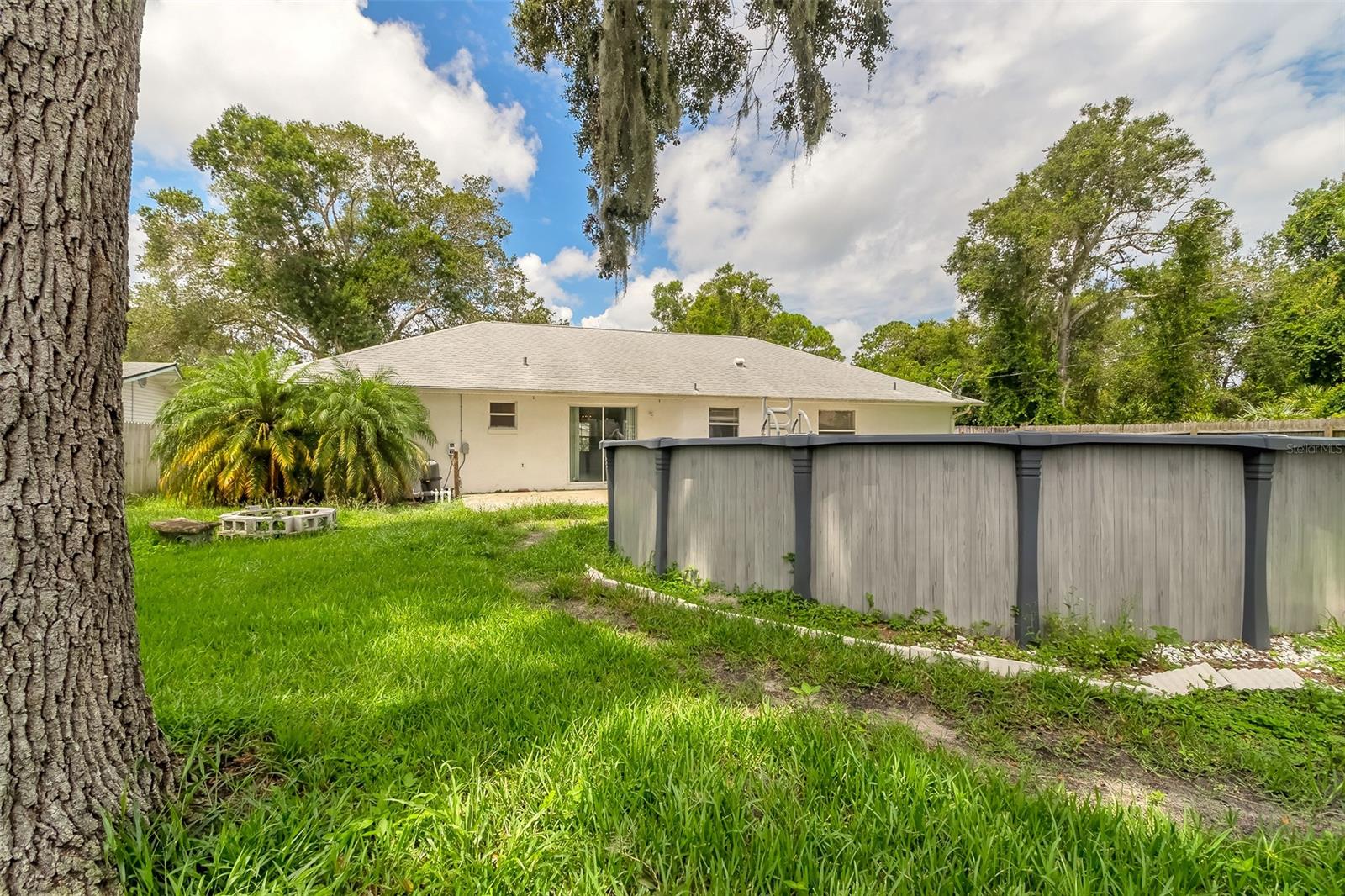 Florida Shores 01 - Residential
