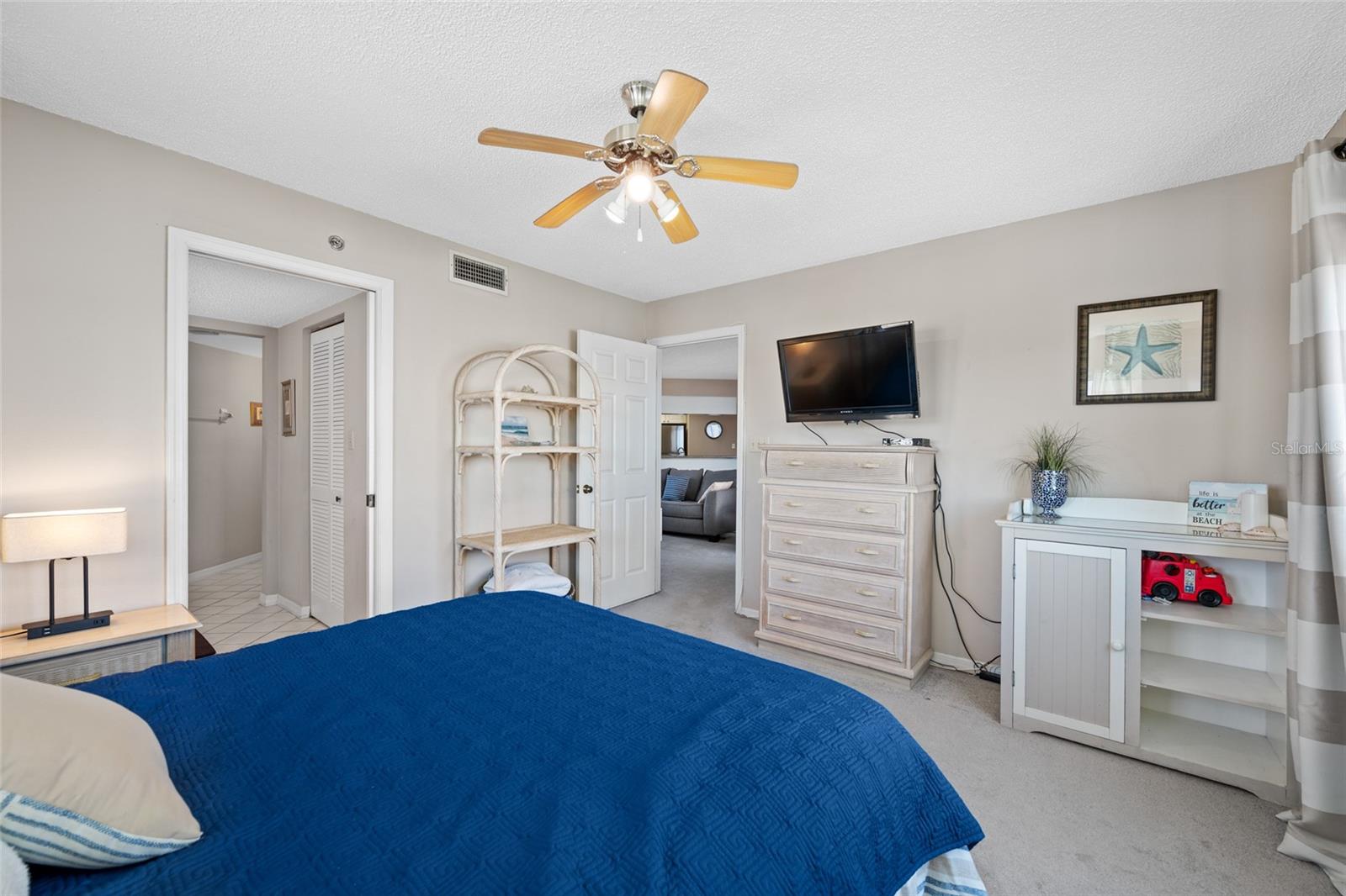 BEACH PALMS CONDO - Residential
