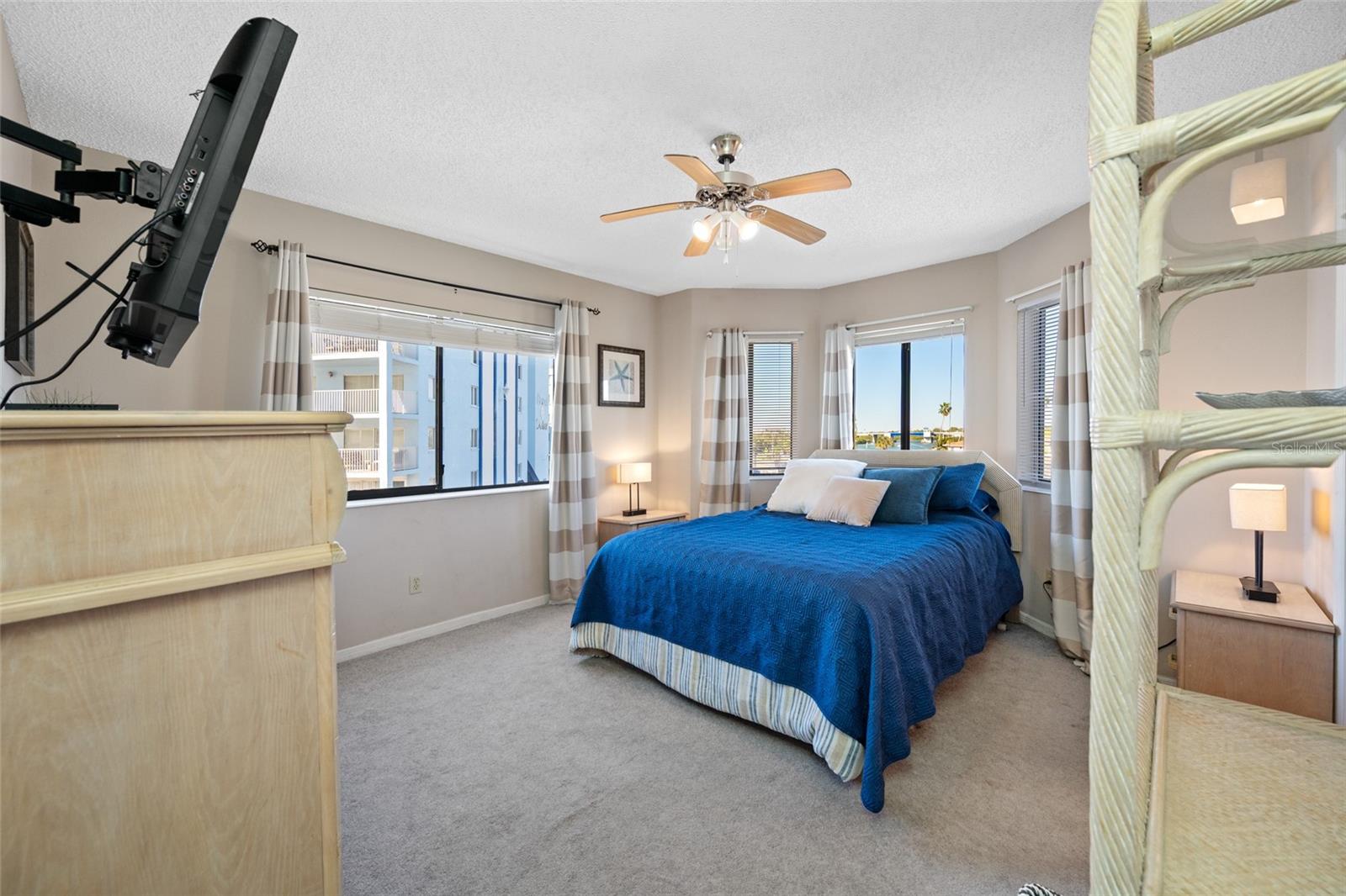 BEACH PALMS CONDO - Residential