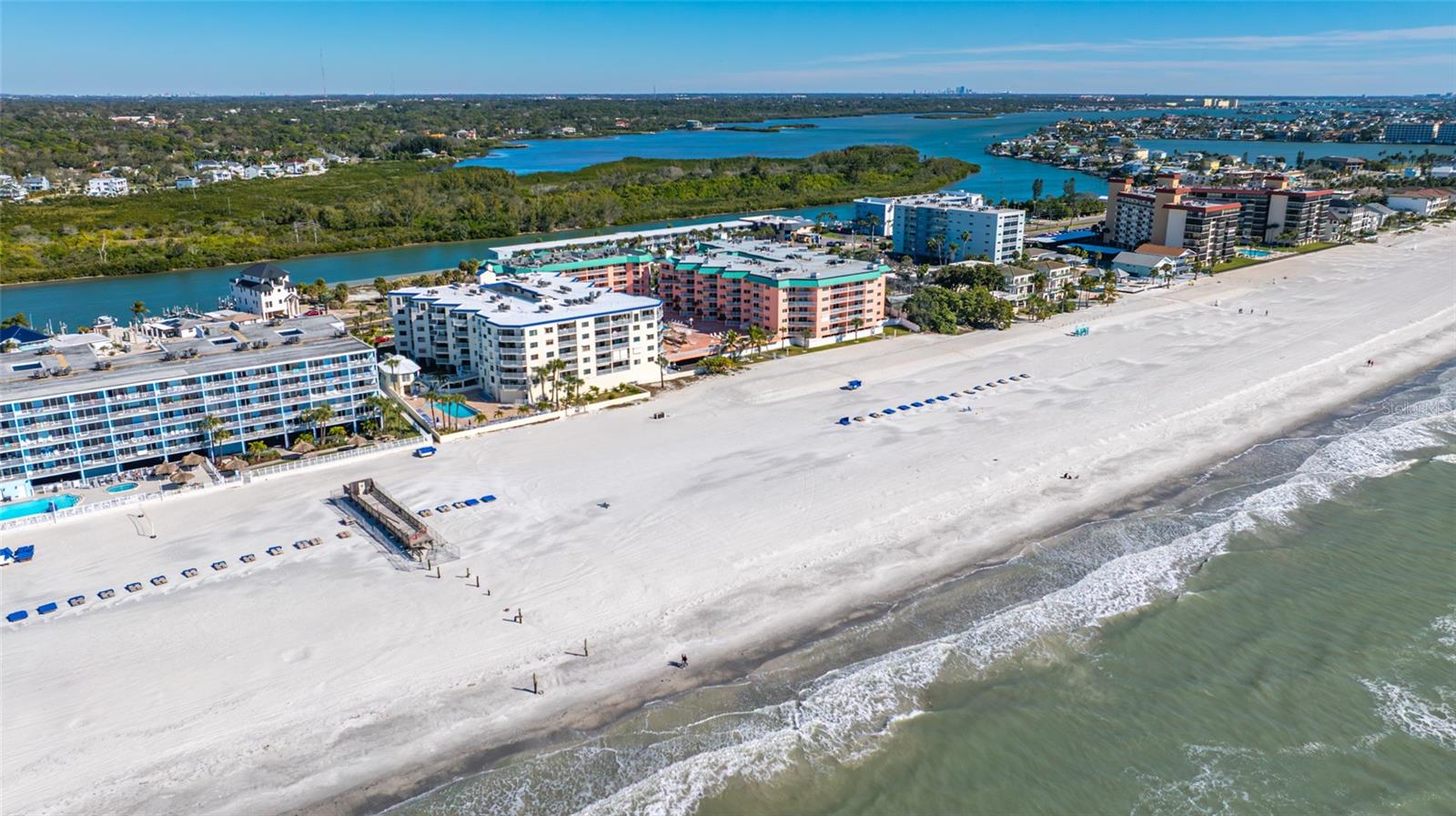 BEACH PALMS CONDO - Residential