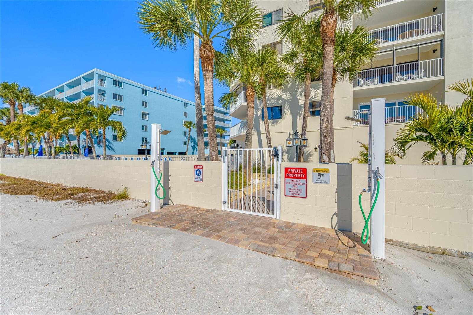 BEACH PALMS CONDO - Residential