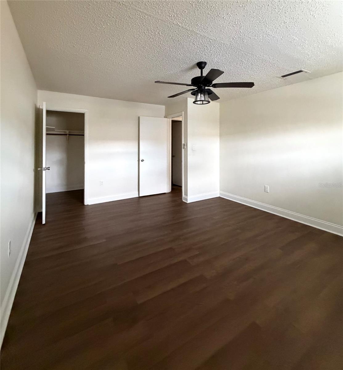 LAKE KATHRYN VILLAGE - Residential
