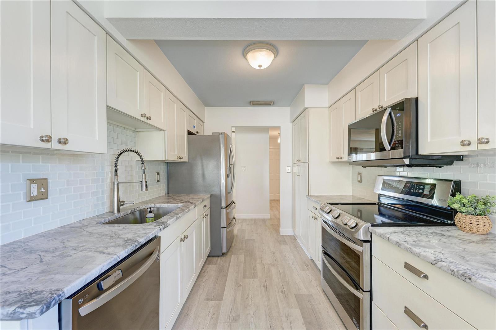 VILLAGE GREEN CLUB ESTATES - Residential