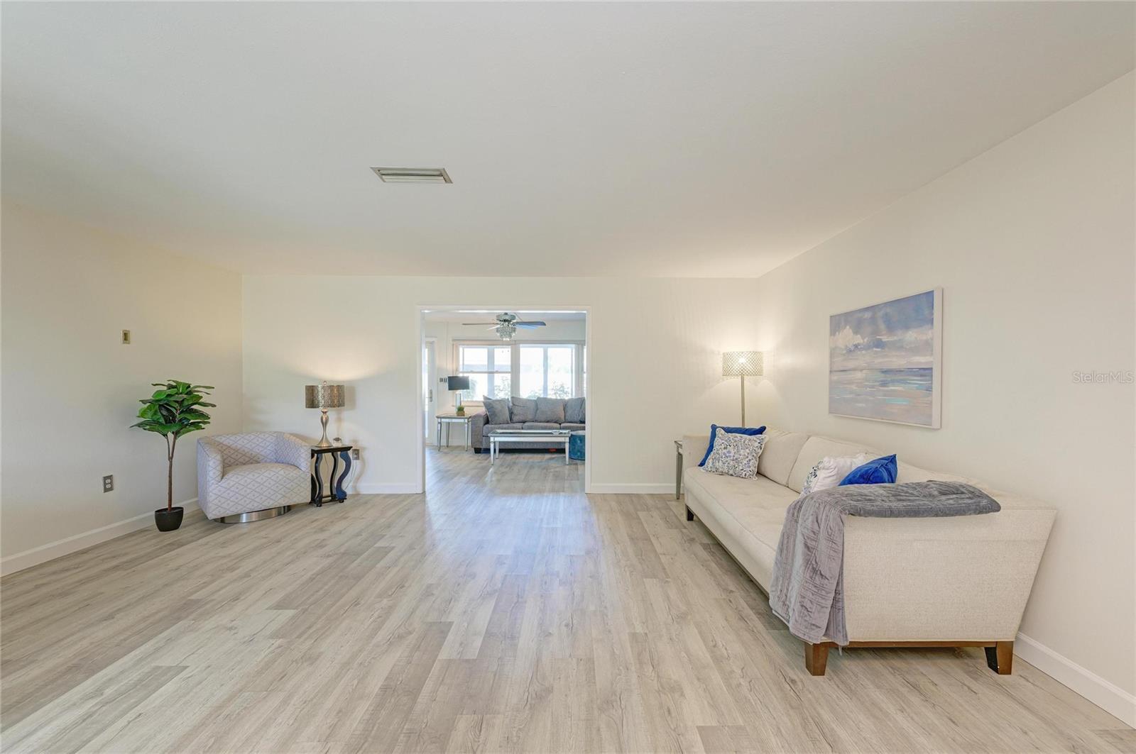 VILLAGE GREEN CLUB ESTATES - Residential