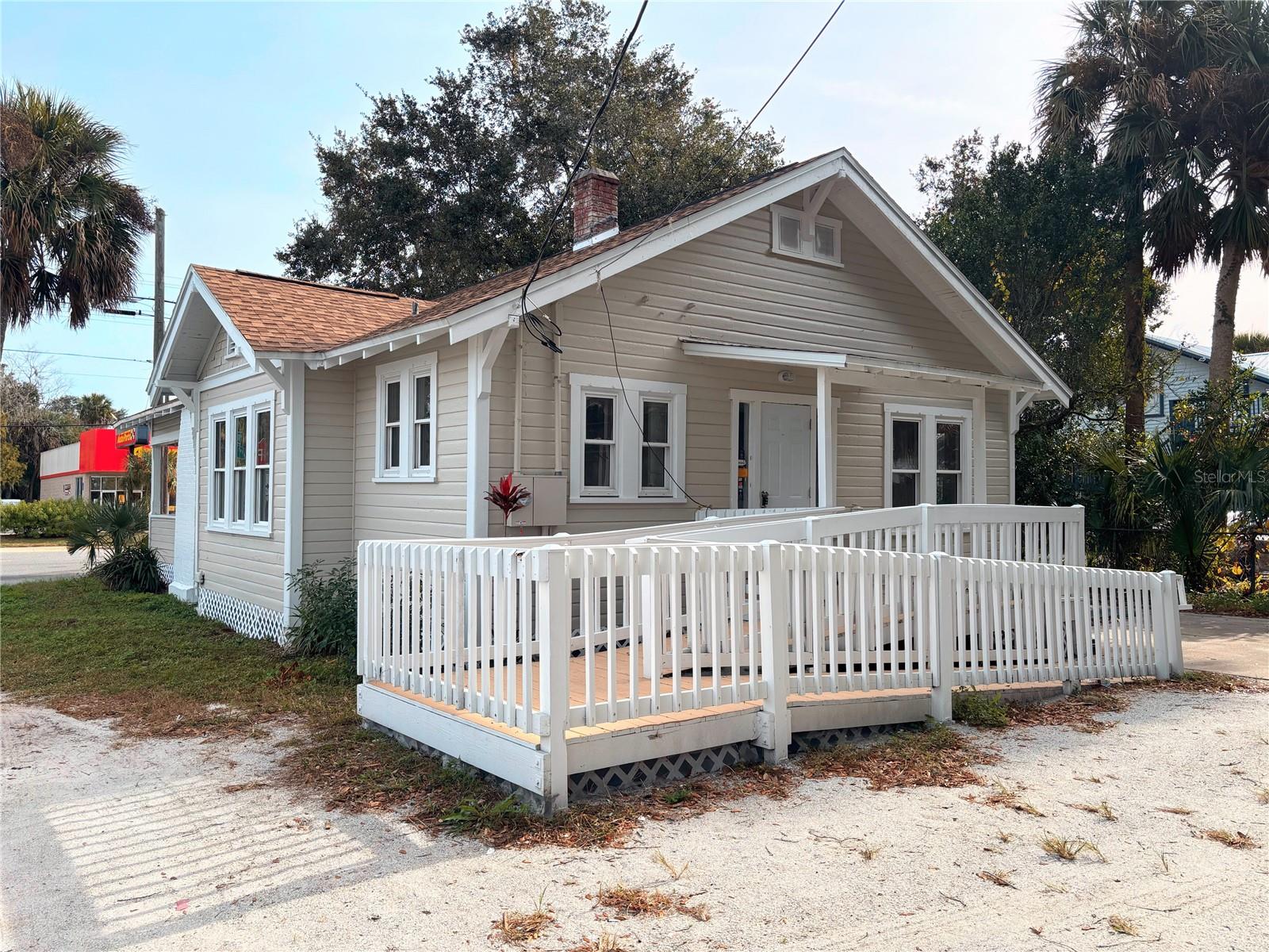 CONNORS NEW SMYRNA - Commercial Sale