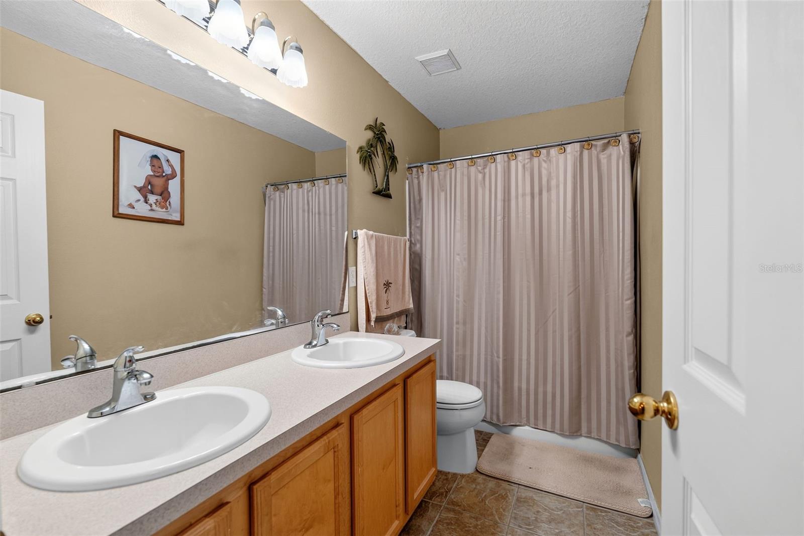 SUNRISE LAKES PH I SUB - Residential