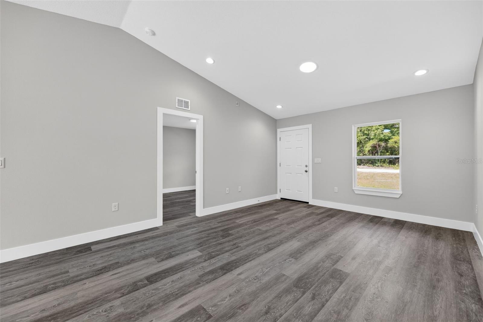 RAINBOW PARK - Residential