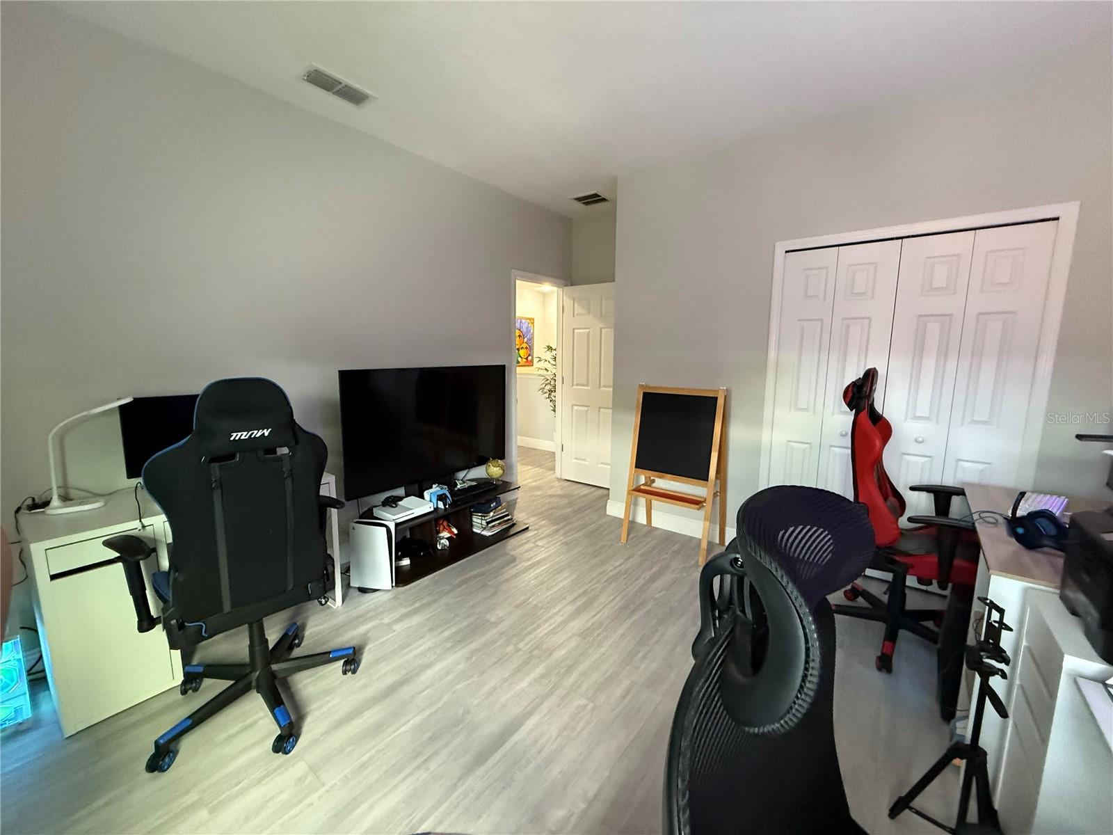 LEGACY PARK PH 2 - Residential Lease