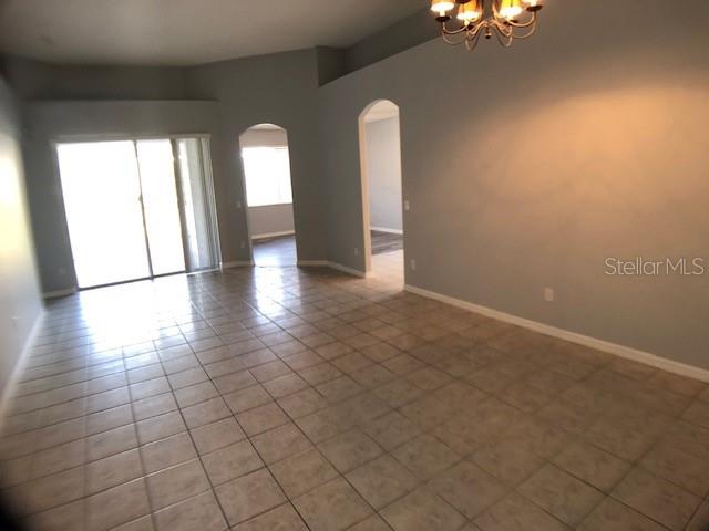 OAKS PLAT 2 - Residential Lease