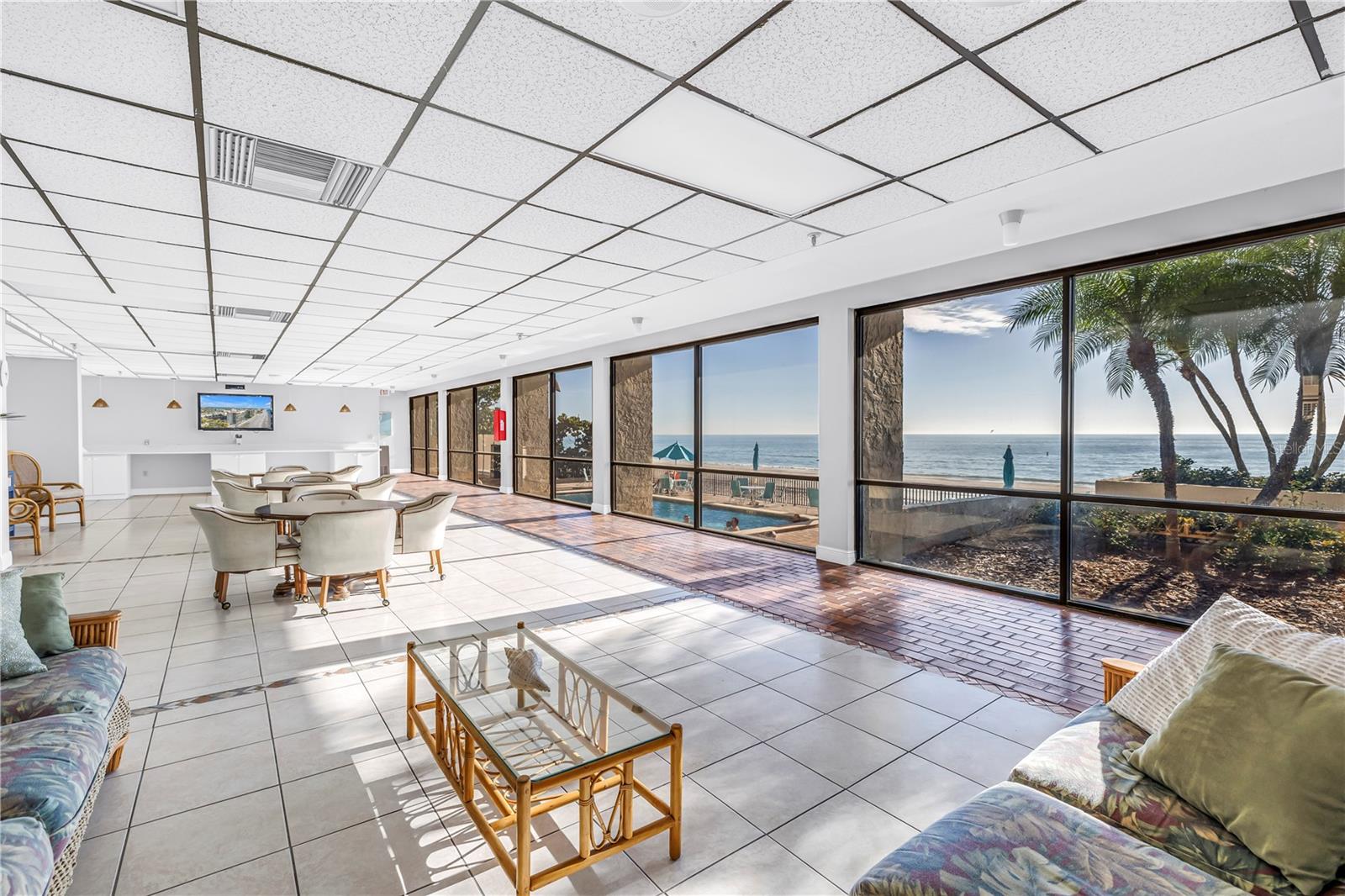 SURFSIDE TOWER CONDO - Residential