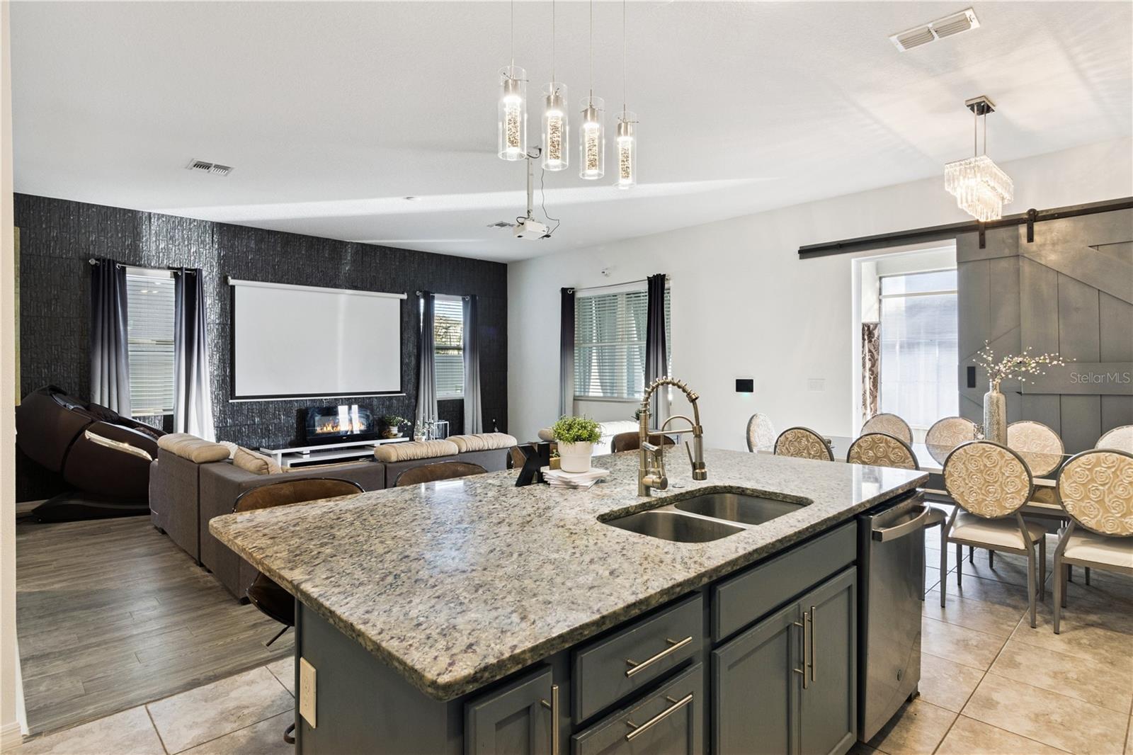 SAN SEBASTIAN RESERVE - Residential Lease