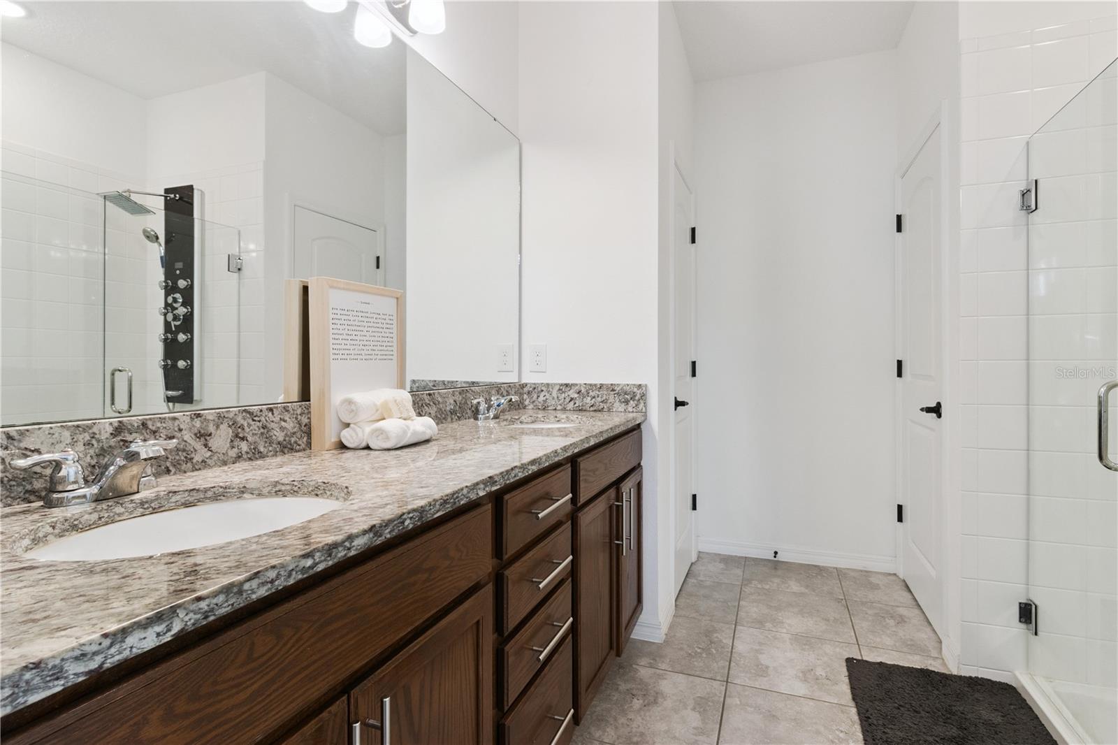 SAN SEBASTIAN RESERVE - Residential Lease