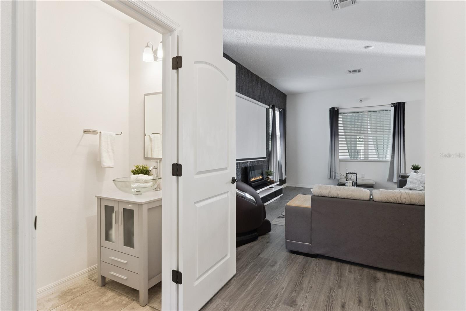 SAN SEBASTIAN RESERVE - Residential Lease