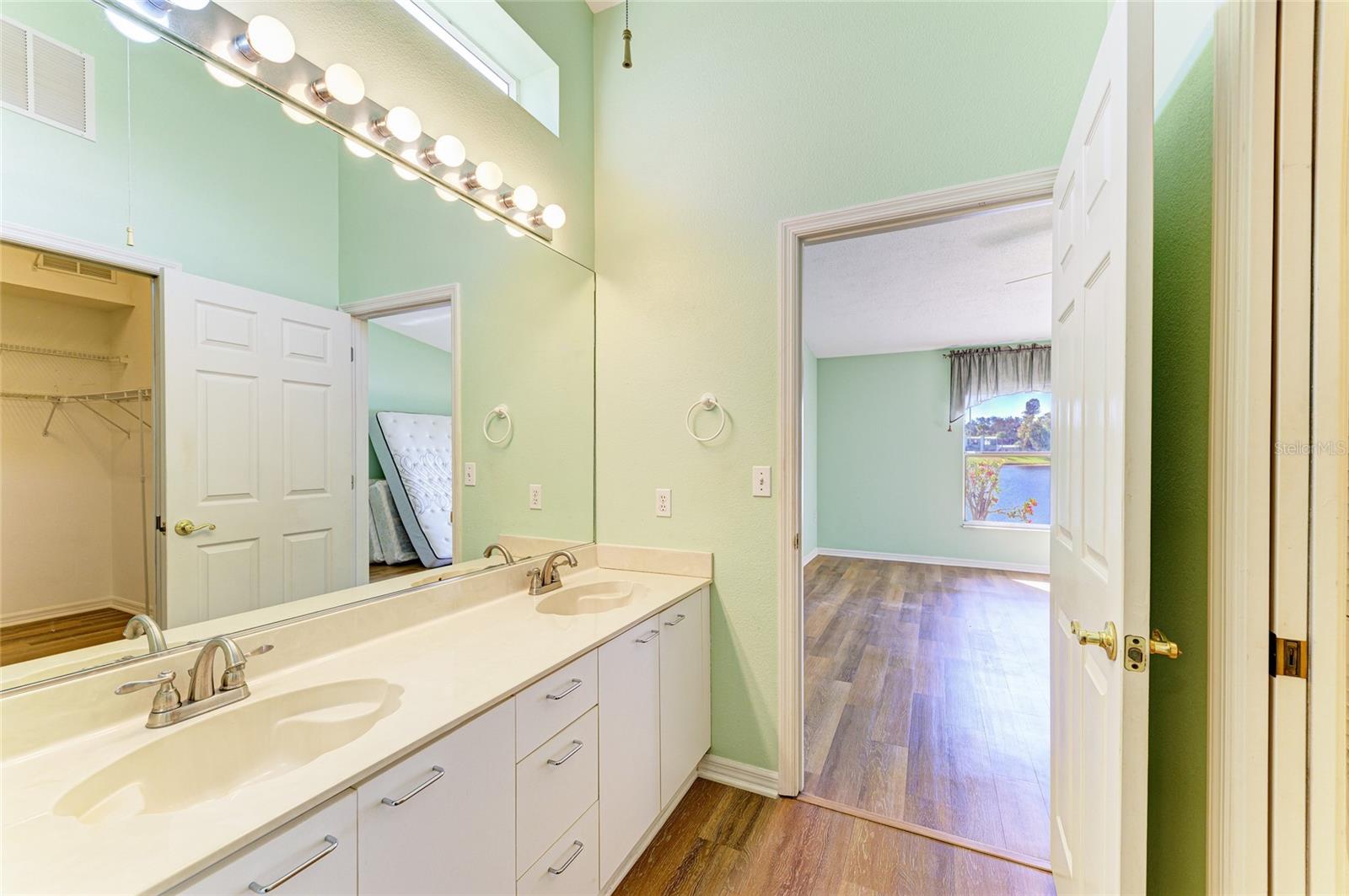 SPRING LAKES VII - Residential