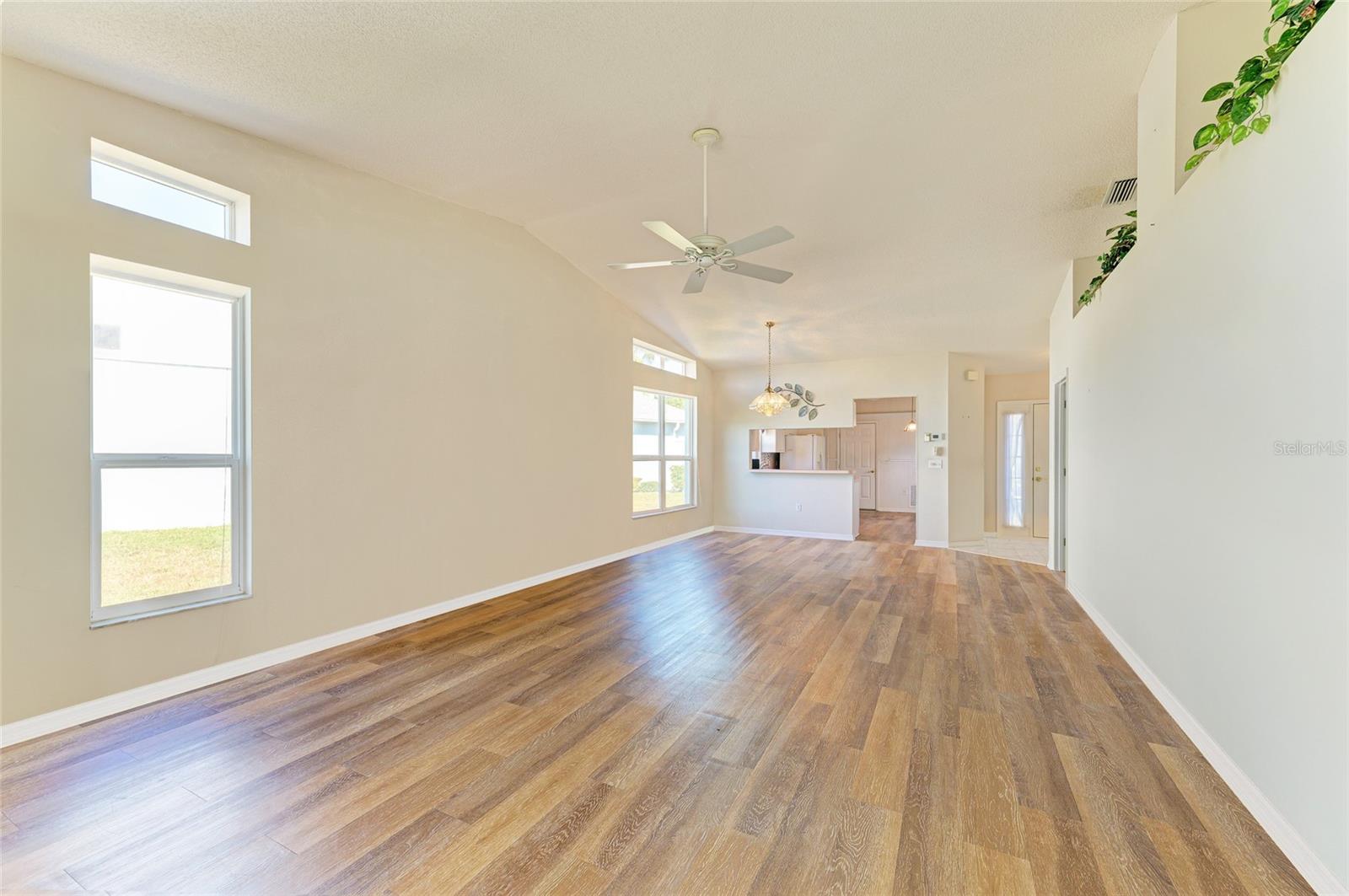 SPRING LAKES VII - Residential