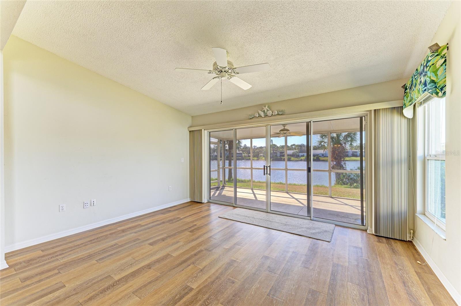 SPRING LAKES VII - Residential
