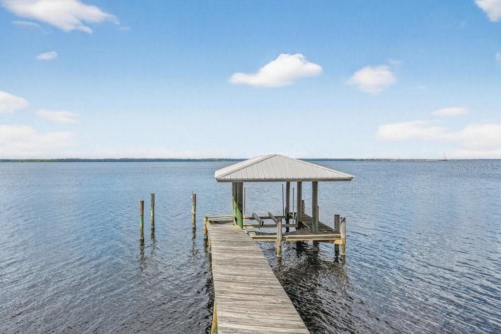 ISLAND VIEW - Residential