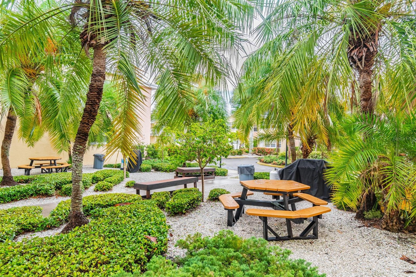 BAREFOOT BEACH RESORT OF INDIAN SHORES - Residential
