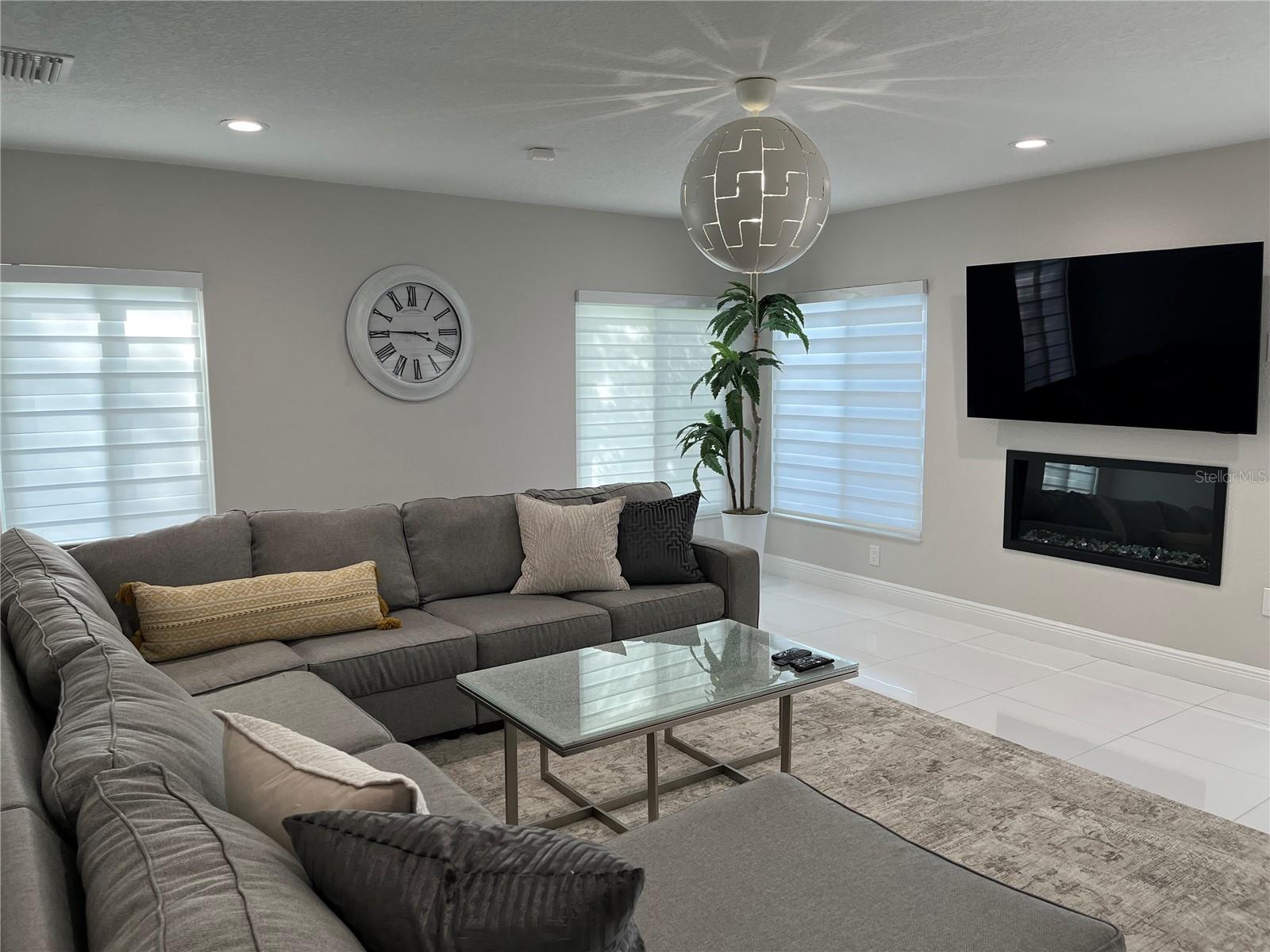 SWEETWATER SUB THIRD ADD - Residential