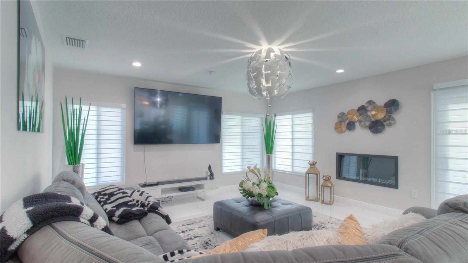 SWEETWATER SUB THIRD ADD - Residential