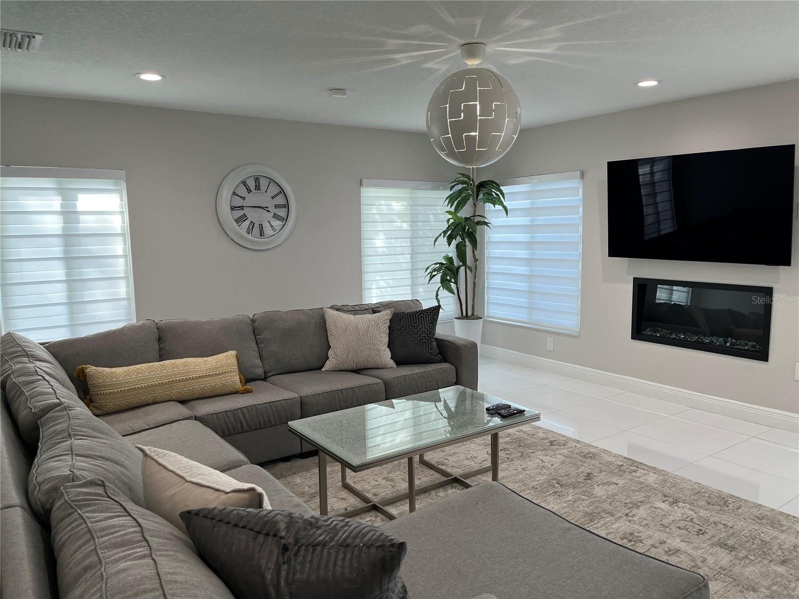 SWEETWATER SUB THIRD ADD - Residential