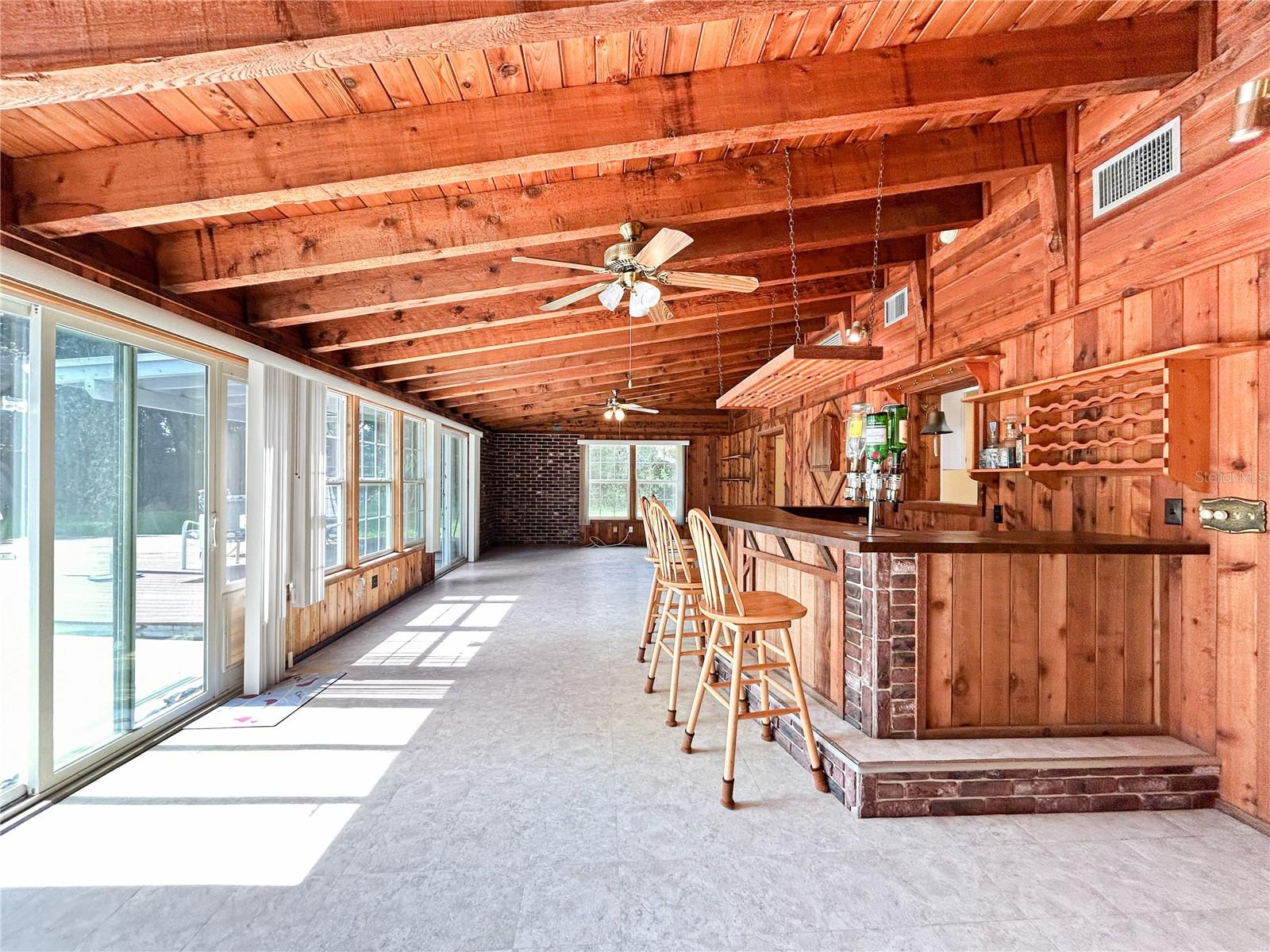 ELOISE WOODS LAKE MARIAM UNIT - Residential