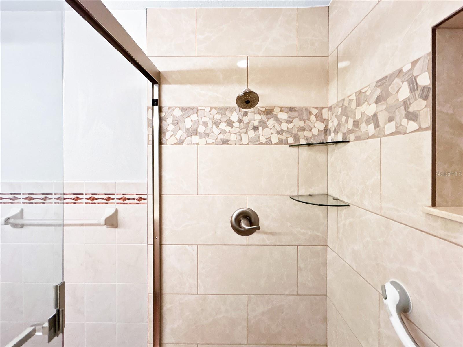 ELOISE WOODS LAKE MARIAM UNIT - Residential